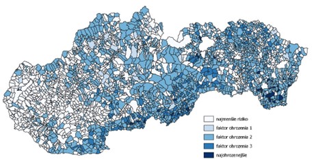 Mapa Slovenska znázorňujúca najohrozenejšie obce s nízkym príjmom domácností